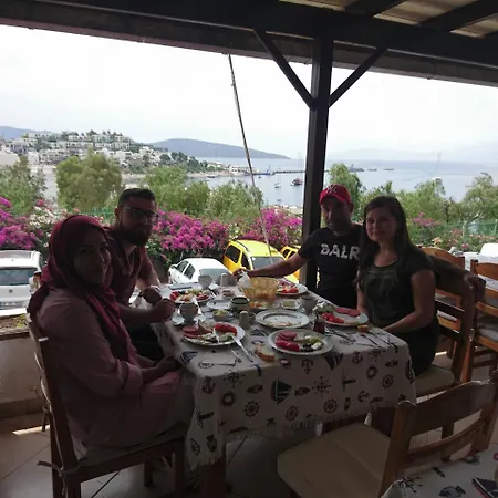 Doert Mevsim * Bodrum